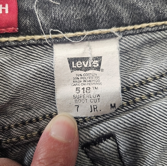 Levi Cut Offs 518 Superlow Black - Picture 10 of 11